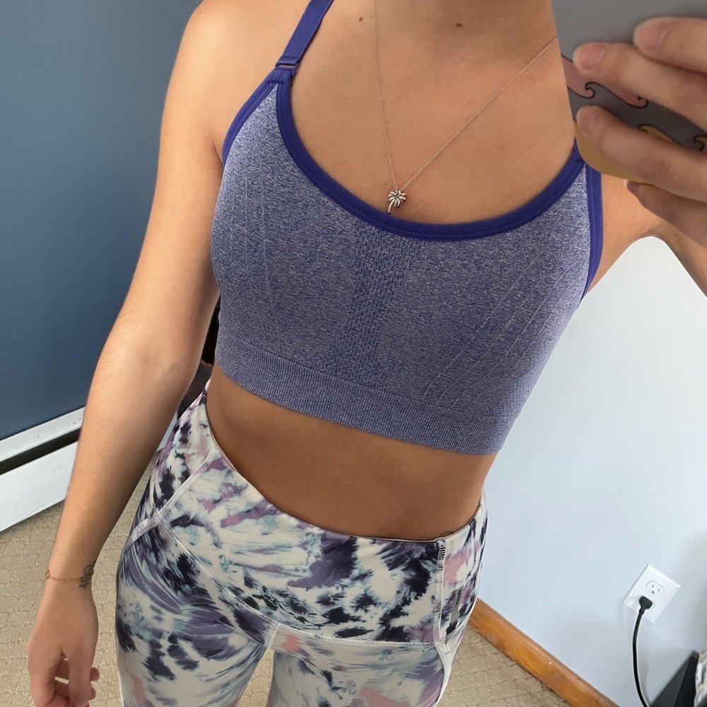 Reebok adjustable strap sports bra size xs